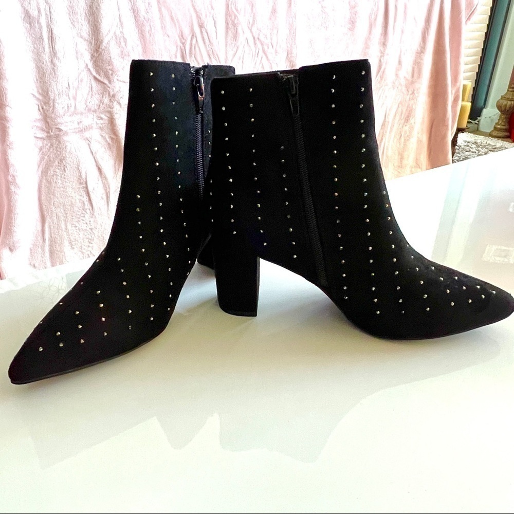 🔥What's Hot!!🔥H Halston Women’s Tokyo Bedazzled Booties! New